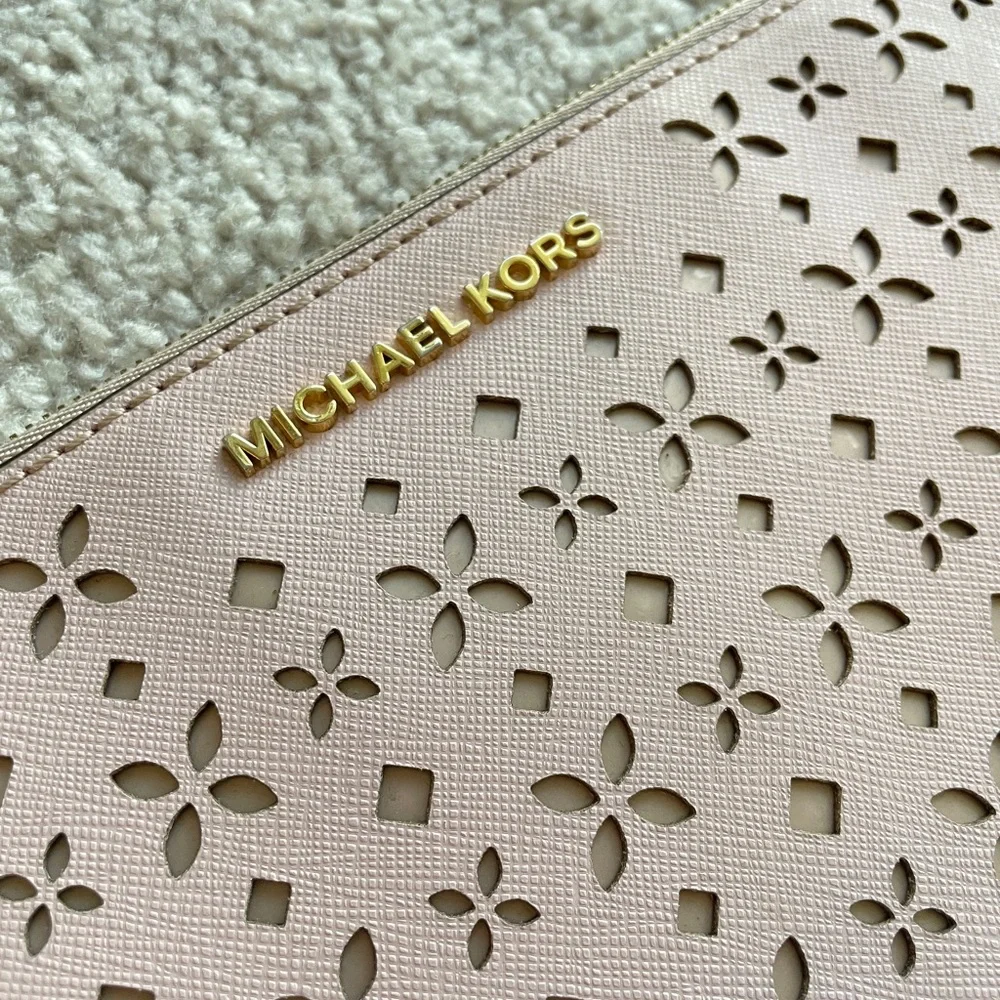 Michael Kors Jet Set Perforated Leather Clutch Wristlet Light Pink Laser Purse